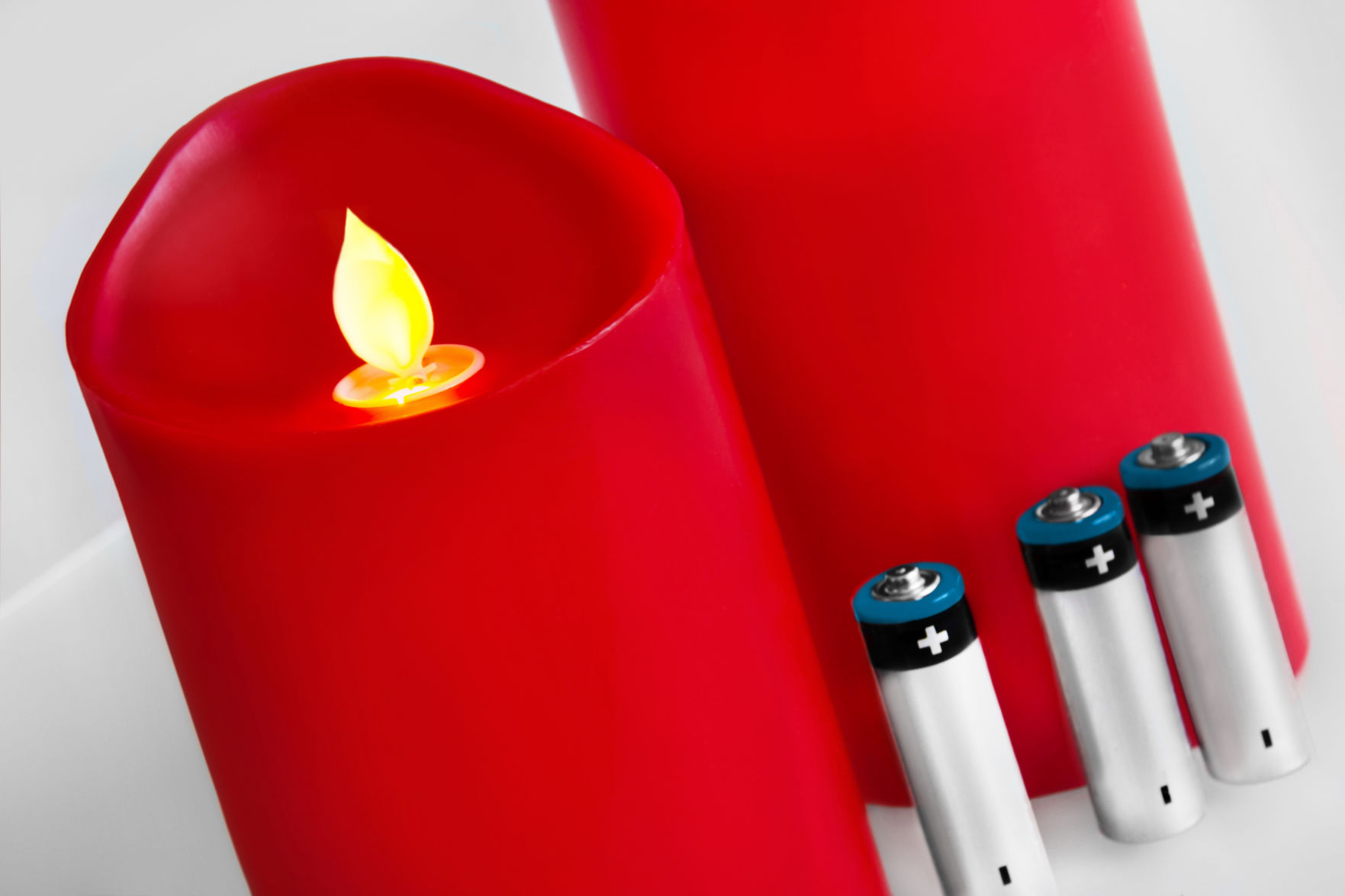 Candle with battery